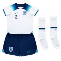 Camisa de time de futebol Inglaterra Kyle Walker #2 Replicas 1º Equipamento Infantil Mundo 2022 Manga Curta (+ Calças curtas)